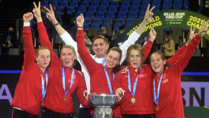 sbornaja-rossii-s-pervoj-popytki-vyigrala-kubok-billi-dzhin-king-obygrav-v-finale-shvejcariju-ec40bd6
