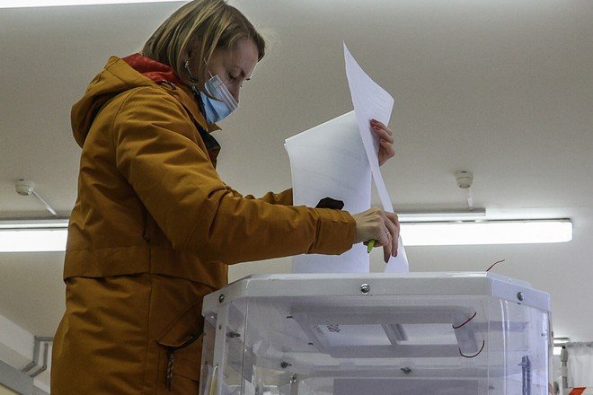 v-bolgarii-startovalo-golosovanie-na-vyborah-prezidenta-i-parlamenta-ba91c7e