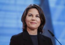Французы раскритиковали главу МИД Германии за её обеспокоенность Россией