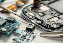 Где отремонтировать свой телефон?