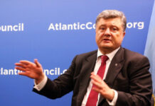 Порошенко сыграет в Навального