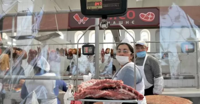 700-grammov-vmesto-kilogramma-kak-ponjat-chto-vas-obvesili-82d0755