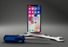 Где заменить дисплей на iPhone13 в Москве