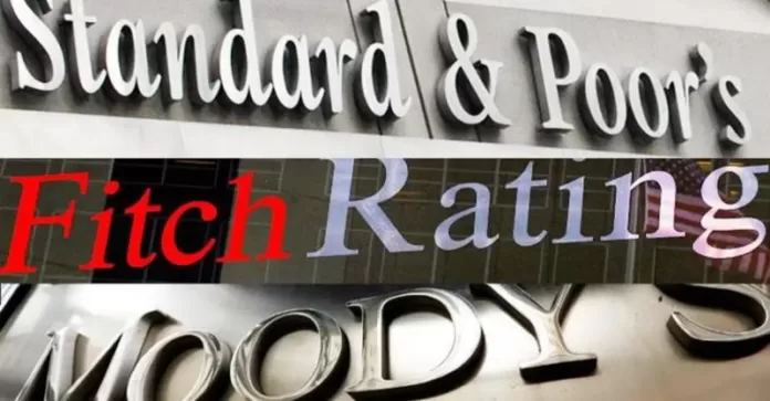 sp-fitch-moodys-obrushili-rejtingi-rossii-do-musornyh-chto-eto-znachit-5983843