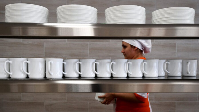 pochti-600-mln-rublej-napravjat-na-remont-shkolnyh-stolovyh-v-tatarstane-02d7452