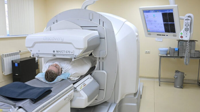 pervyj-centr-vysokotehnologichnoj-medpomoshhi-v-skfo-zarabotaet-v-2025-godu-12eb69d