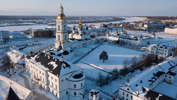 tjumenskie-vlasti-vydeljat-30-mln-rublej-na-remont-kremlja-v-tobolske-538362a