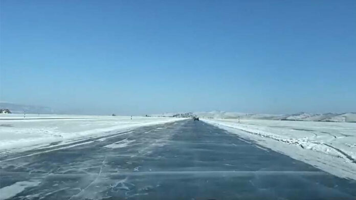 ledovuju-perepravu-k-ostrovu-olhon-otkryli-na-bajkale-bd1b864