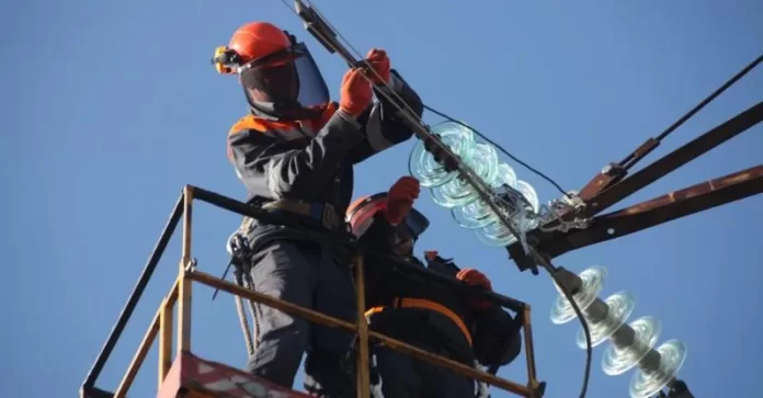 za-schet-potrebitelja-pomozhet-li-rost-tarifov-vosstanovit-energeticheskuju-infrastrukturu-974e92b