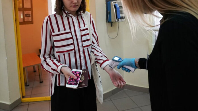 mery-zashhity-ot-kori-vvedut-na-vremja-ekzamenov-v-rostovskih-shkolah-31334ef