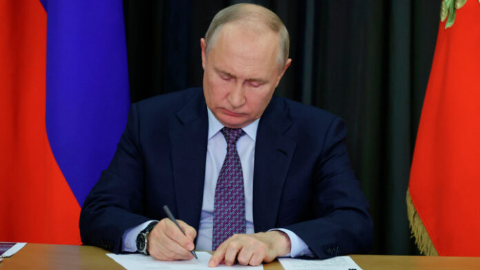 putin-odobril-blokirovku-sajtov-po-sboram-dlja-vsu-4d8bb3b