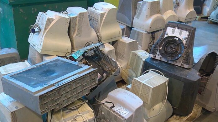 240-millionov-pk-stanut-musorom-iz-za-nesovmestimosti-s-windows-11-27a7233