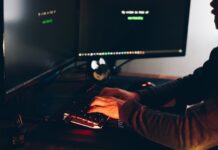 Хакеры научили китайские пылесосы ругаться матом