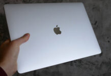 Mash: житель Подмосковья купил три ноутбука Apple за 1107 рублей