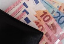 Курс валют на 20 марта: сколько стоят доллар, евро и злотый