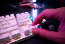 Выбор оптимального ресурса для приобретения игровых модификаций