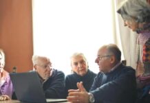 Пенсии для живущих в оккупации: получить деньги стало гораздо проще