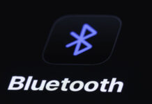 Разведка Дании советует властям не пользоваться Bluetooth из-за риска прослушки — Новости на Вести.ru
