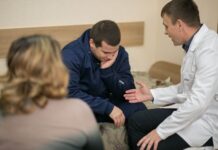 Нарколог на дом в Екатеринбурге: особенности медицинской помощи и важные моменты