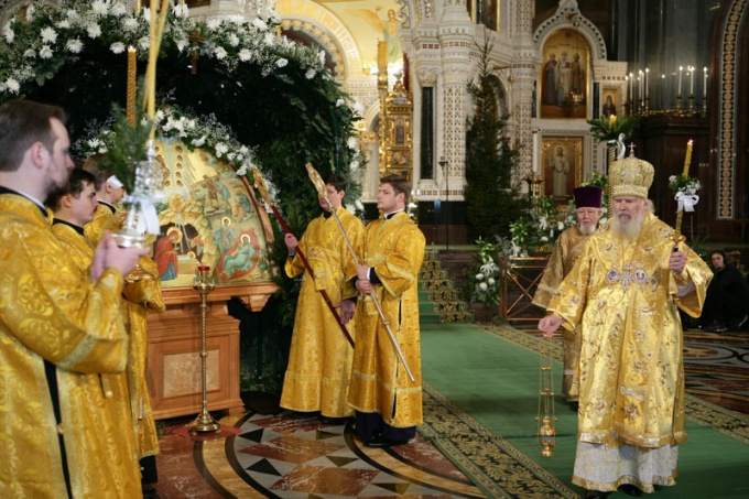 Как украсить храм на Рождество