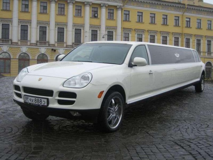 Как арендовать автомобиль напрокат для свадьбы