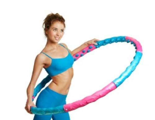 Артур Мерлин и Ричард Кнерр запатентовали гимнастический обруч - Hula-Hoop