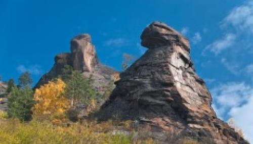 Основан заповедник «Красноярские Столбы» на правом берегу Енисея