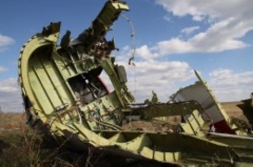 Произошло крушение самолета «Boeing-777» под Донецком