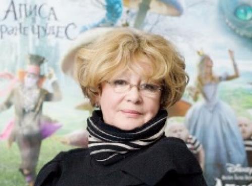 Марина Неелова