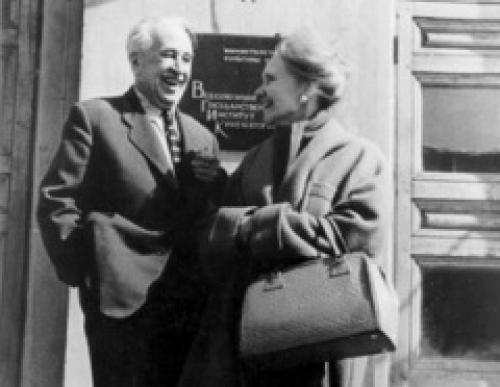 Лев Кулешов