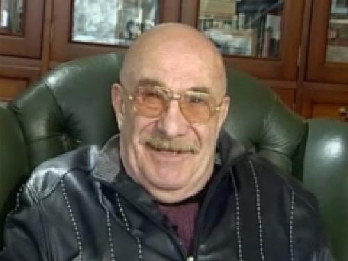 Эдуард Володарский
