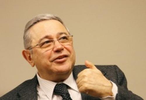Евгений Петросян